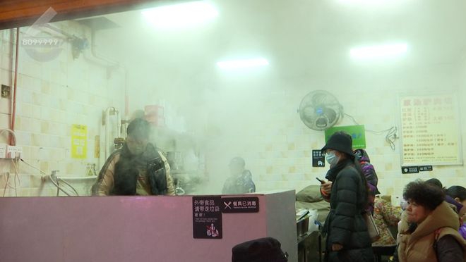 融融！这些御寒姿势总有一款适合你PG麻将胡了免费模拟器热腾腾、暖(图14)